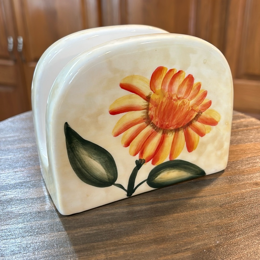 Vintage WCL Ceramic Floral Daisy/Posey Napkin Holder 4” x 5”